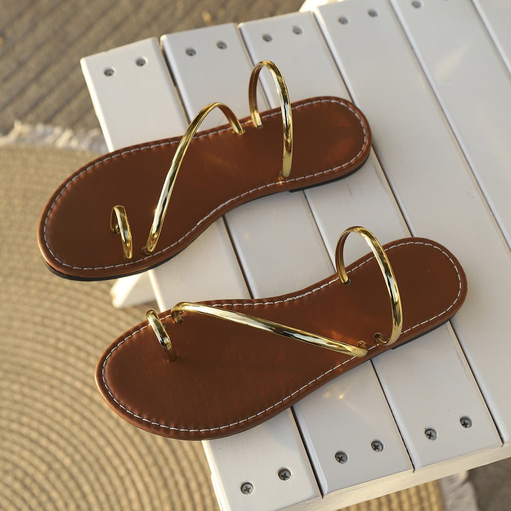 Europeu americano comércio exterior tamanho grande novo estilo de fundo plano capa-toe chinelos feminino leve Casual Fli