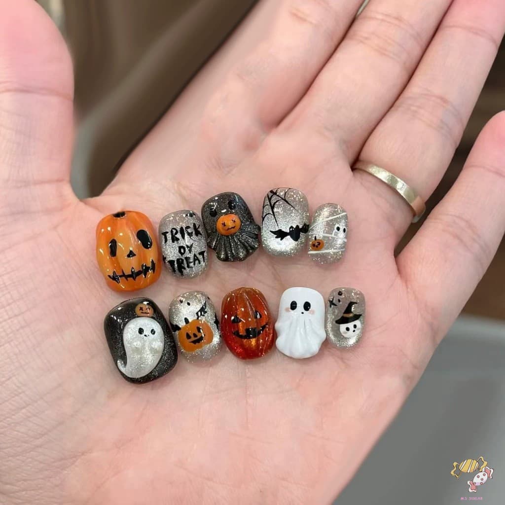 Arte De Unhas De Abóbora Fantasma De Halloween-Cola Pontilhada Pintada À Mão Para Férias Estilo Doce Ou Salgado