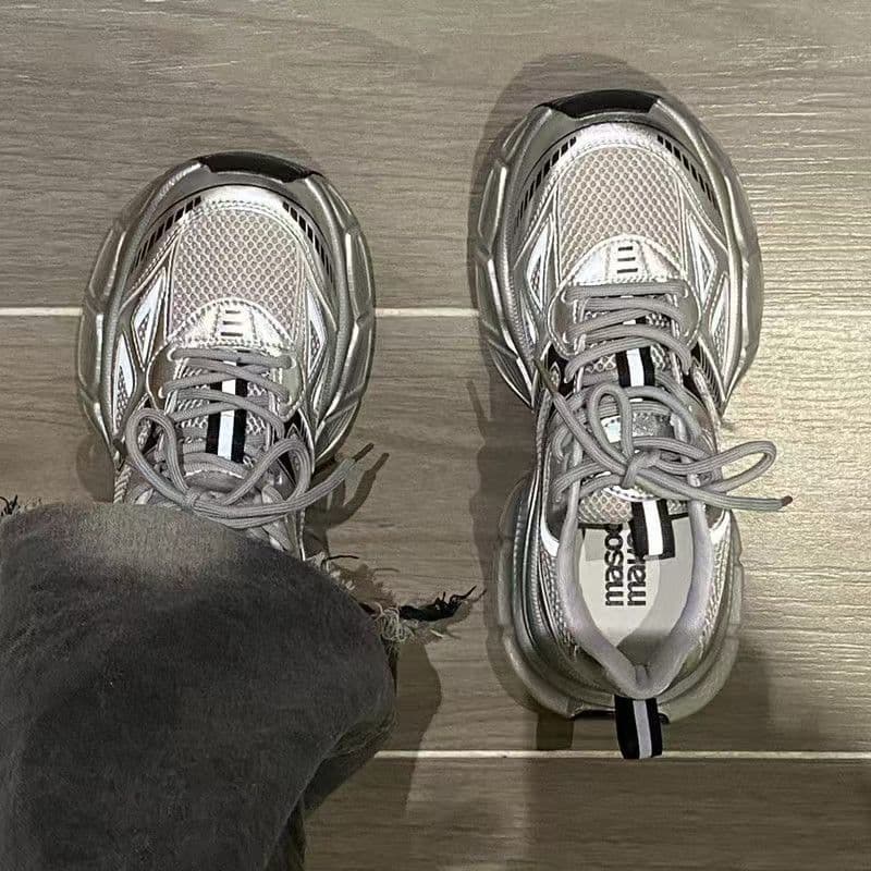 Estação europeia de sola grossa Paris papai sapatos femininos 2025 verão novo estilo Ultra-leve malha respirável esporte