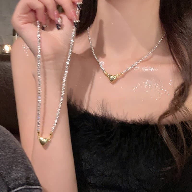 Prata quebrada magnética dourada amor colar luz luxo elegante influenciador clavícula corrente moda ímã fivela Design co