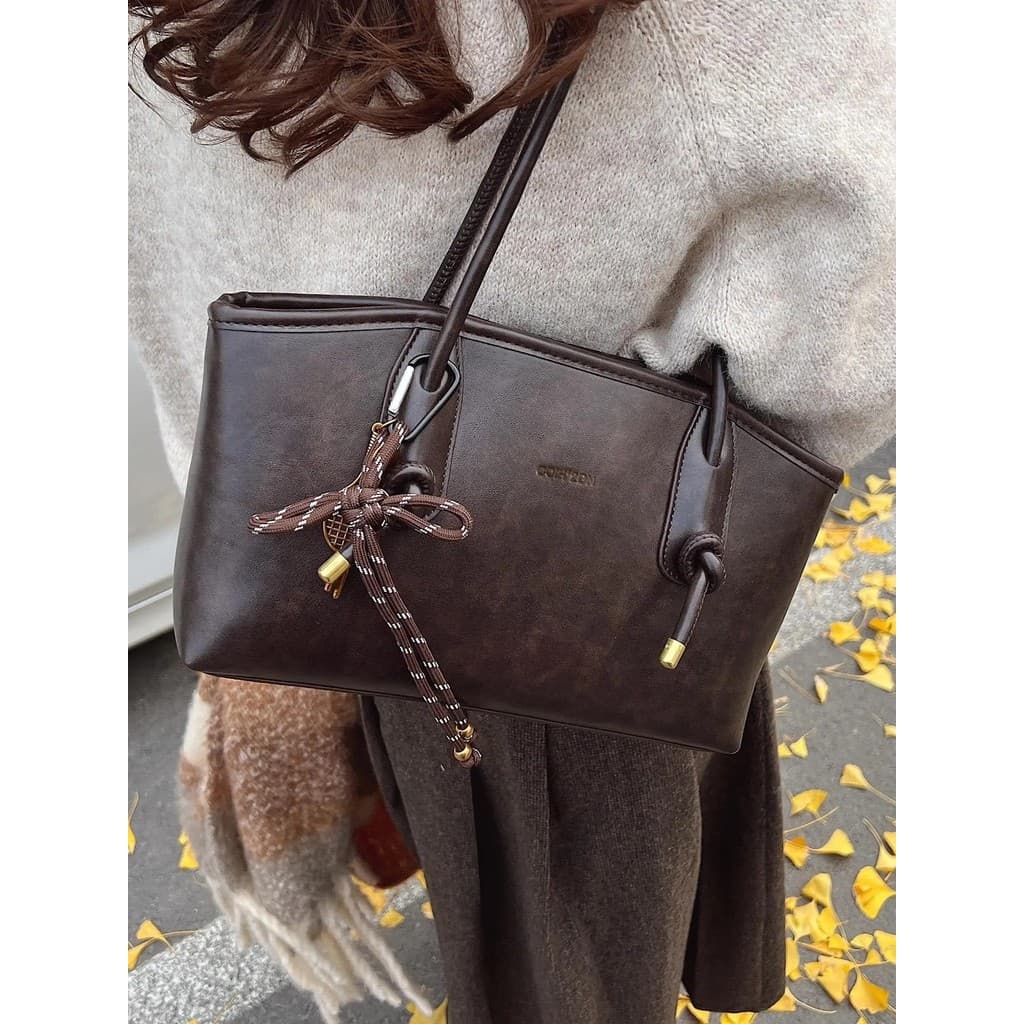 26 Bolsas de Ombro Femininas Elegantes em Cores Sólidas, Bolsa Transversal de Grande Capacidade e Estilo Moderno para Us