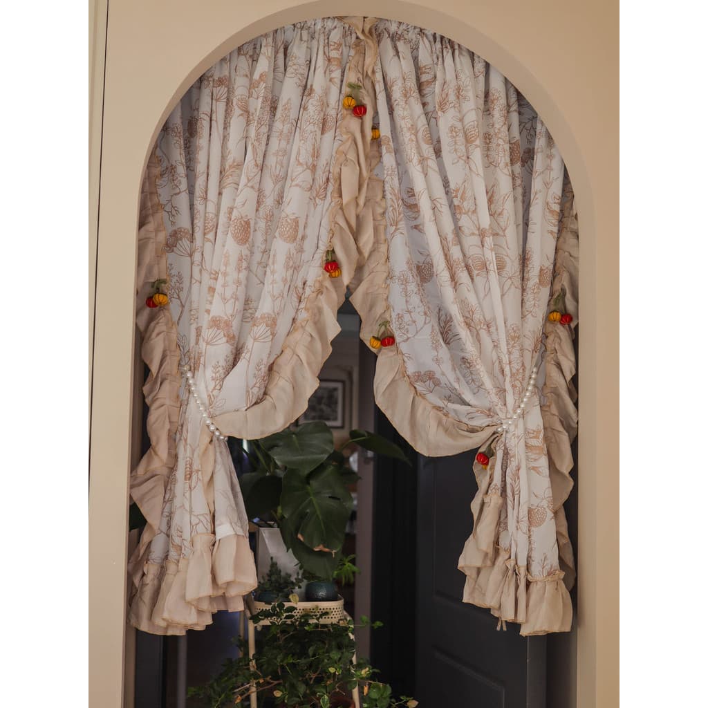 2026 novo estilo High-End arqueado porta cortina sem perfuração pinha francês Pastoral creme vento guarda-roupa gaze cor