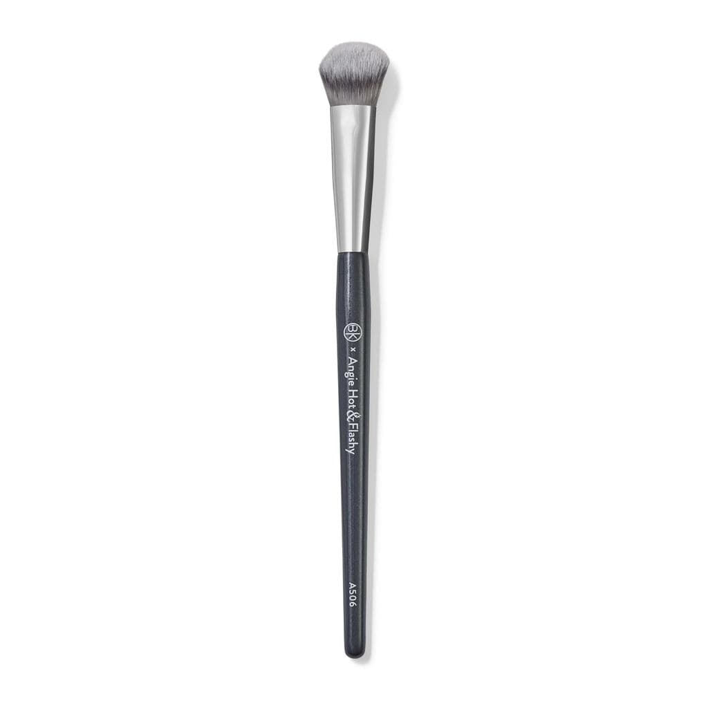 Pincéis de Maquiagem BK BEAUTY - ANGIE HOT & FLASHY A506 CONCEALER - Pincel Facial Viral "Pata de Gato" - Para Correção