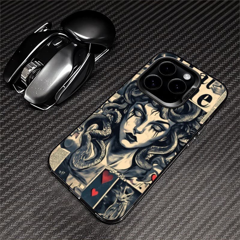 Capa iPhone11/12/13 série Capa personalizada para celular（260729）Medusa68