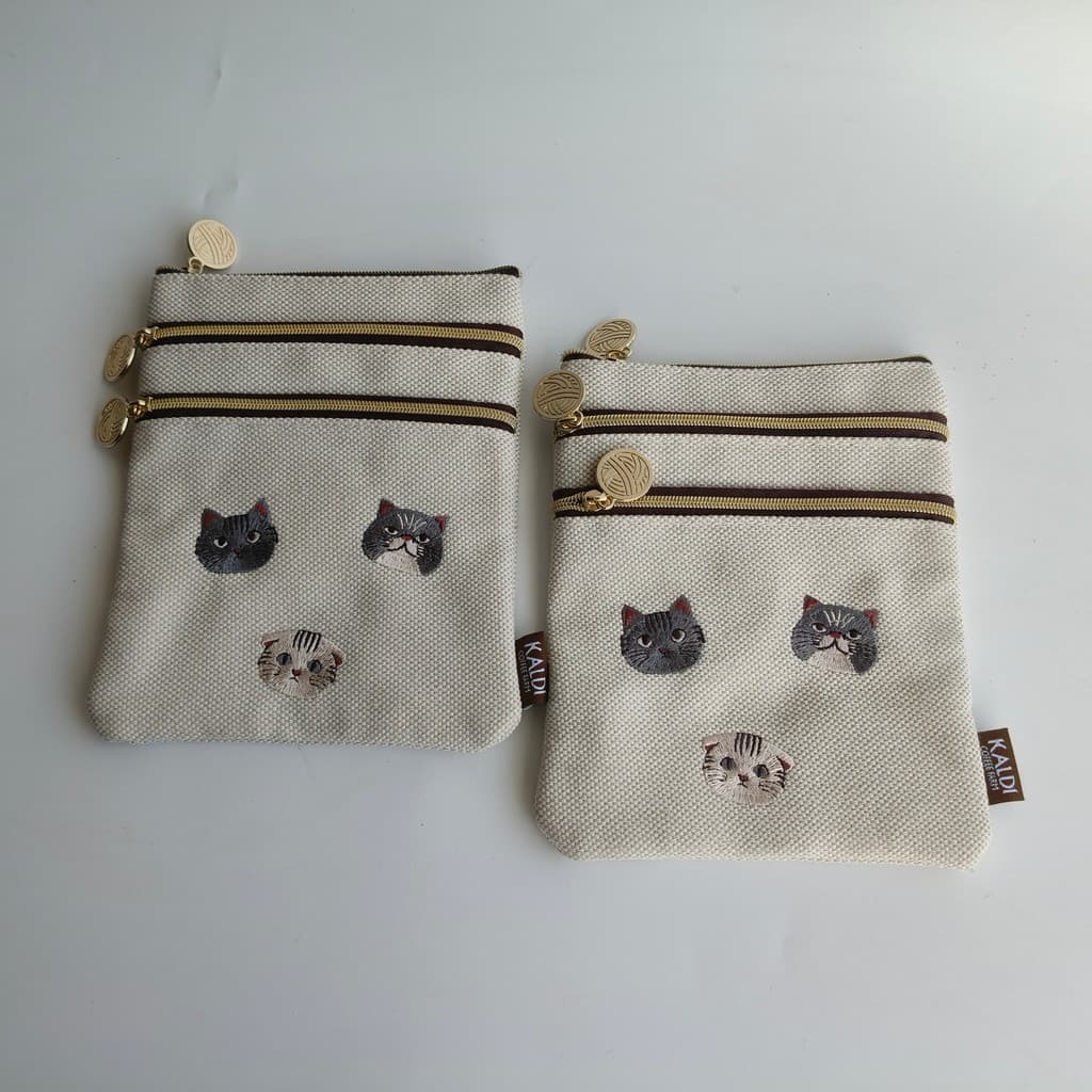 Japonês único bonito gato bordado saco de armazenamento portátil saco de artigos diversos bolsa de moedas fone de ouvido