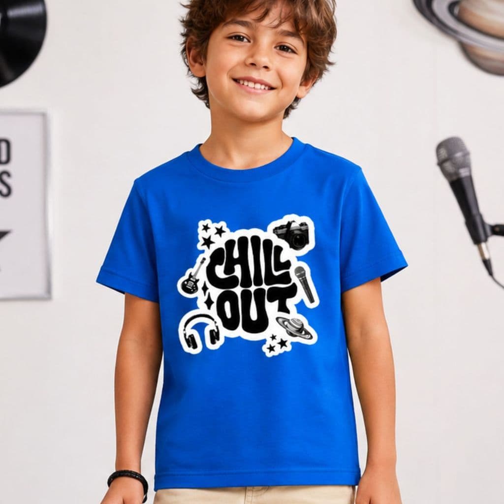 Camiseta Infantil Relaxar Planeta Foto Câmera Guitarra Microfone Vibes