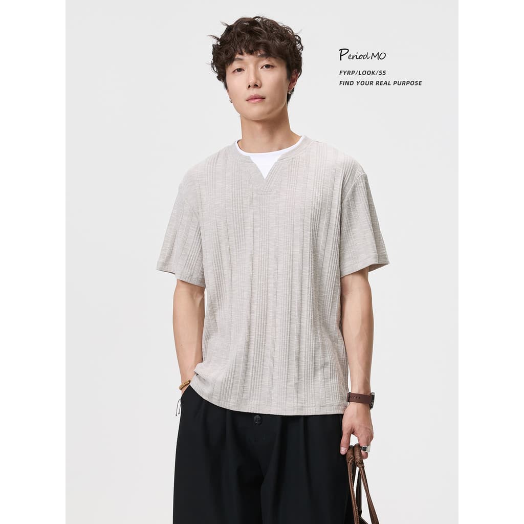 FYRP Momo American V-Neck Falso Duas Peças Contraste Cor Plissada Camiseta de Manga Curta Homens Mulheres Verão Solto Me