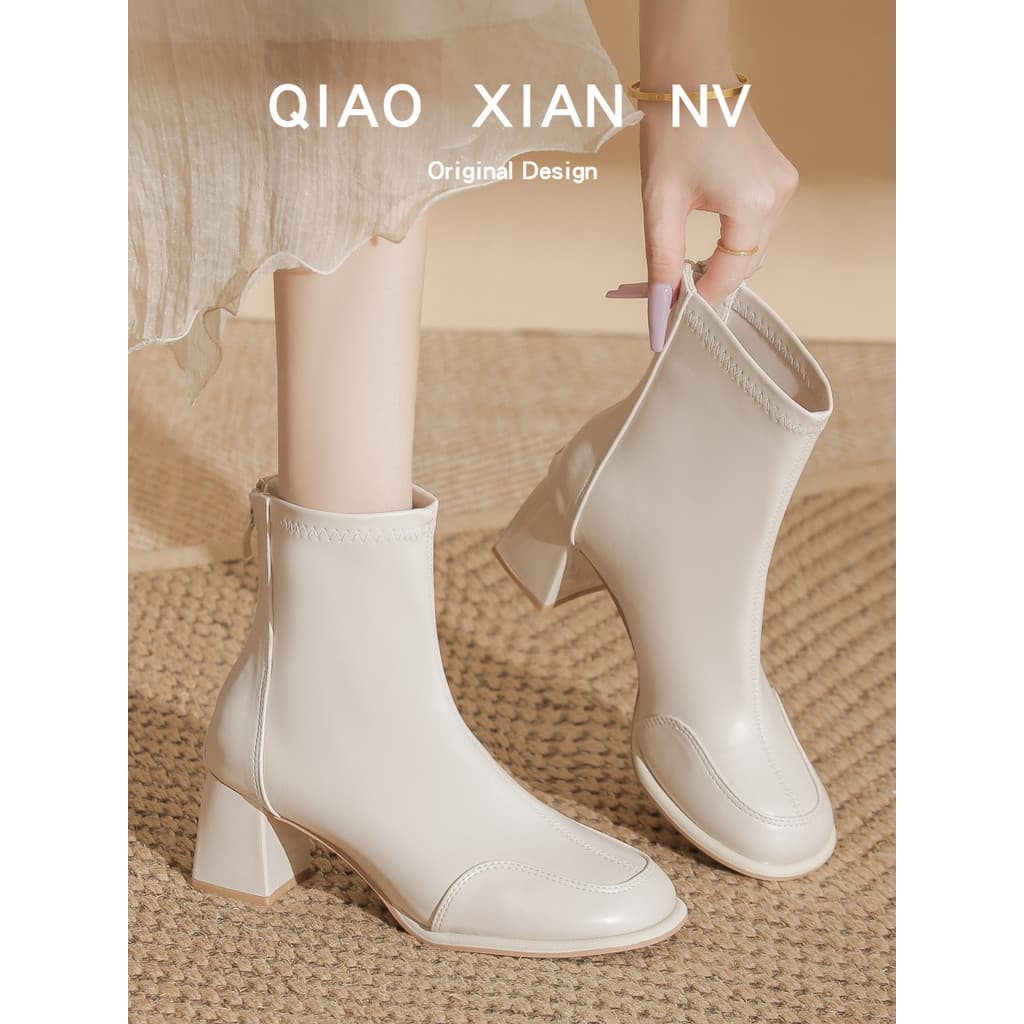 Lindo!Botas curtas de salto grosso branco feminino salto alto francês Martin botas nuas elásticas finas botas de couro s
