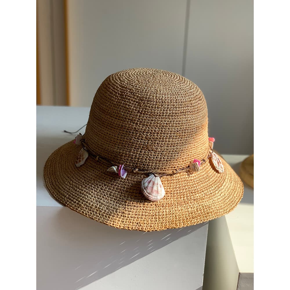 Chapéu de palha de ráfia 2025 novo estilo feminino verão férias estilo concha chapéu de praia de aba larga artesanal cro