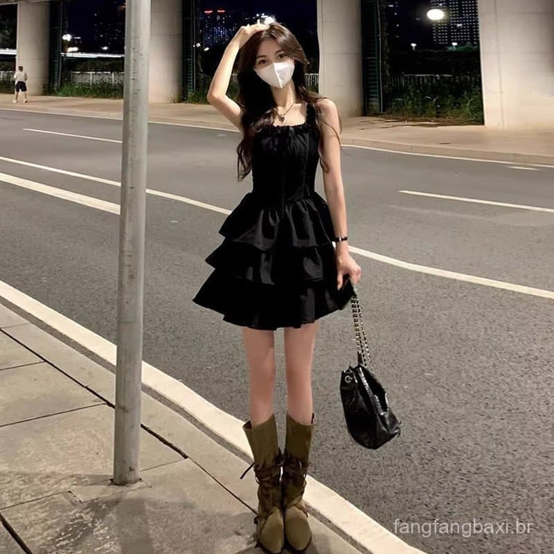 Vestido Estilingue Preto Francês Para Mulheres 2024 Novo De Verão Fofo De Princesa Hepburn De Alta Classe .