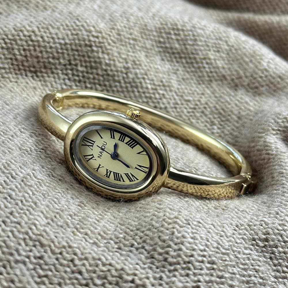 TKEY Banheira Pulseira Relógio Algarismos Romanos Oval De Quartzo Retro Relógios Femininos Ouro Pequeno Mostrador Luz Q5