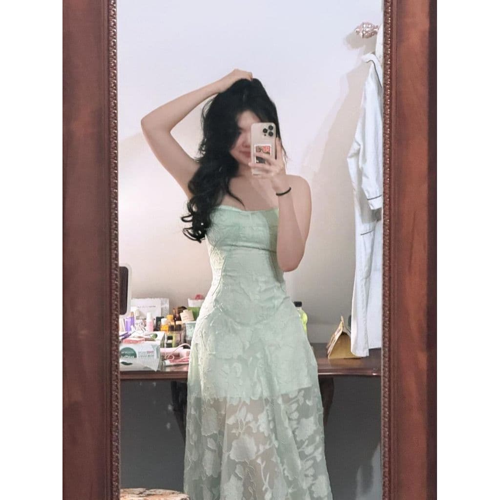 Vestido estilingue de renda 2026 verão novo estilo cintura estreita saia elegante férias à beira-mar saia longa francesa