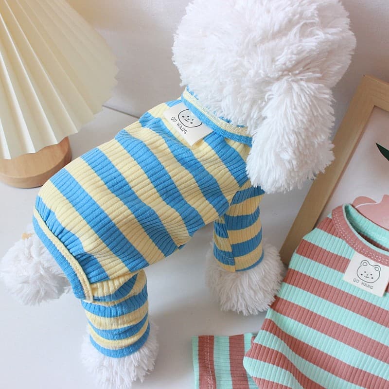 Listrado confortável roupas para cães de estimação pequeno cão quatro patas Loungewear Bichon Teddy pijamas primavera ou
