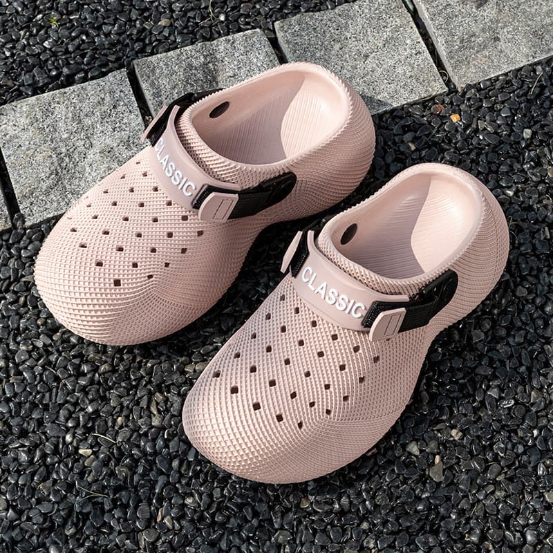 2026 novo estilo buraco sapatos antiderrapante exterior usar sandálias de textura 3D desgaste exterior EVA sola grossa m