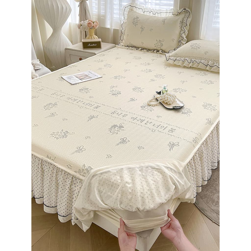 Verão verão novo estilo ervilhas de gelo Jacquard legal esteira de seda gelo conjunto de três peças saia de cama estilo