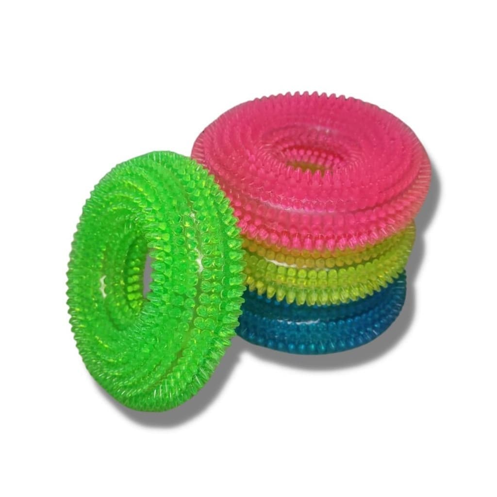 Brinquedo Mordedor Pet Argola Espinhos PVC Para Cachorro Reforçado Com Apito limpeza dental