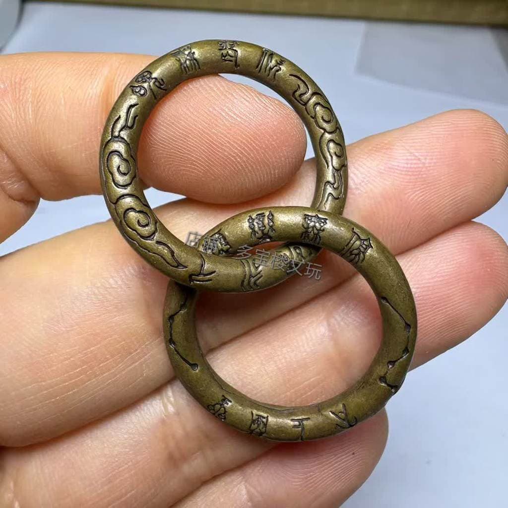 Taoísta ferramenta mágica pequeno latão sólido Qiankun anel yin yang pulseira imitação objeto bens antigos pingente de c