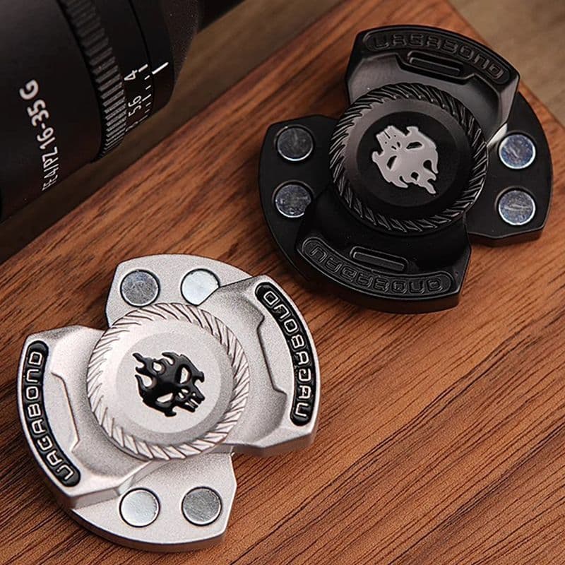 Spinner de dedo estiloso, clicker de dedo, brinquedo EDC três em um, aliviador de estresse com cartão deslizante, gadget