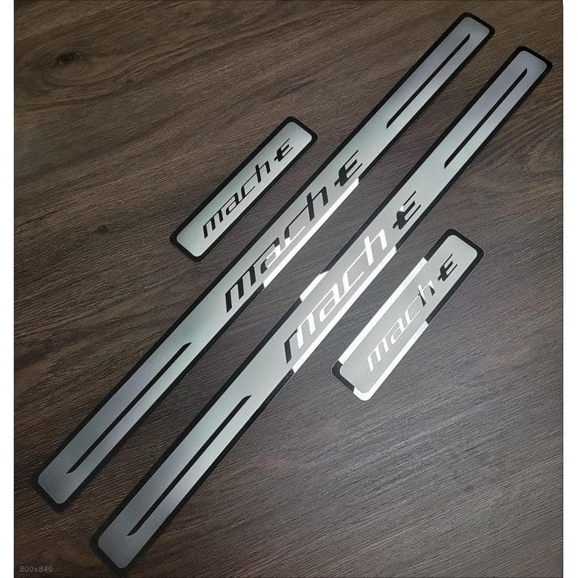 Aço Inoxidável Guarnição de Soleira Proteção de Porta de Carro para Ford Mustang Mach‑E, Conjunto de 4 peças