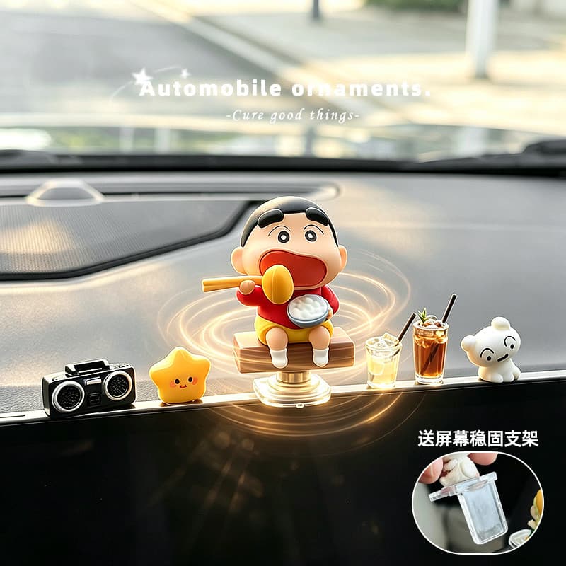 Crayon rotativo Shin-Chan 2026 novo estilo tela do carro jogo bonito dança comer Console central do carro decoração