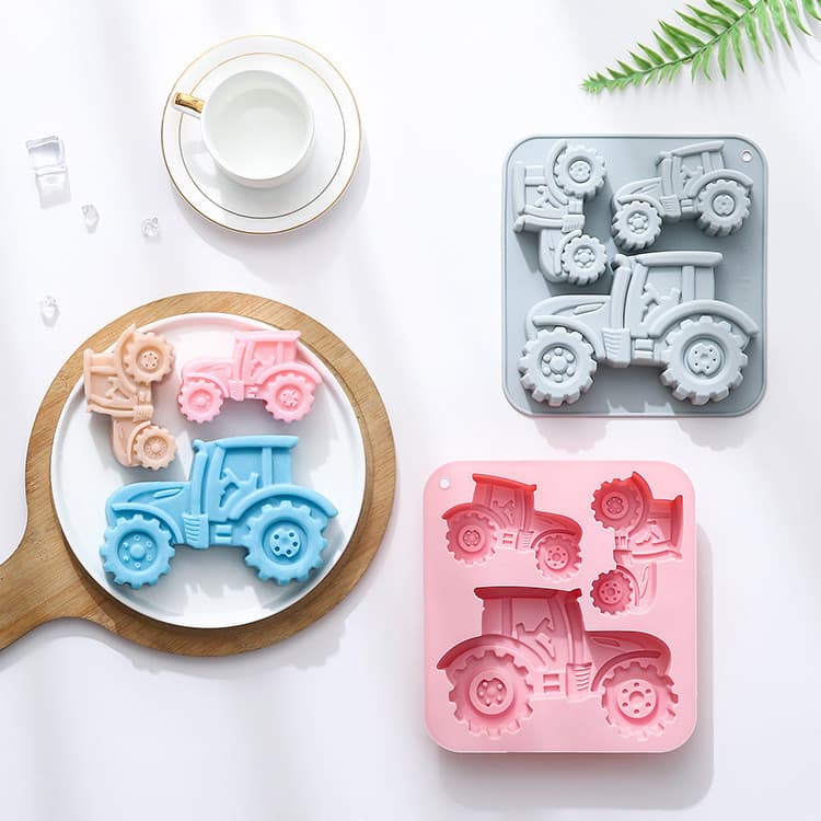 Molde De Silicone Em Forma De Trator Com 3 Cavidades , Cubo De Gelo , Chocolate , Sabonete Artesanal , Decorações De Bol