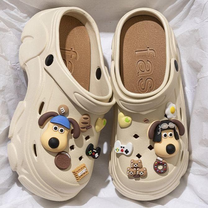7.0 altura aumentada EVA buraco sapatos femininos verão 2024 novo estilo bonito plataforma de sola grossa merda-piso ant