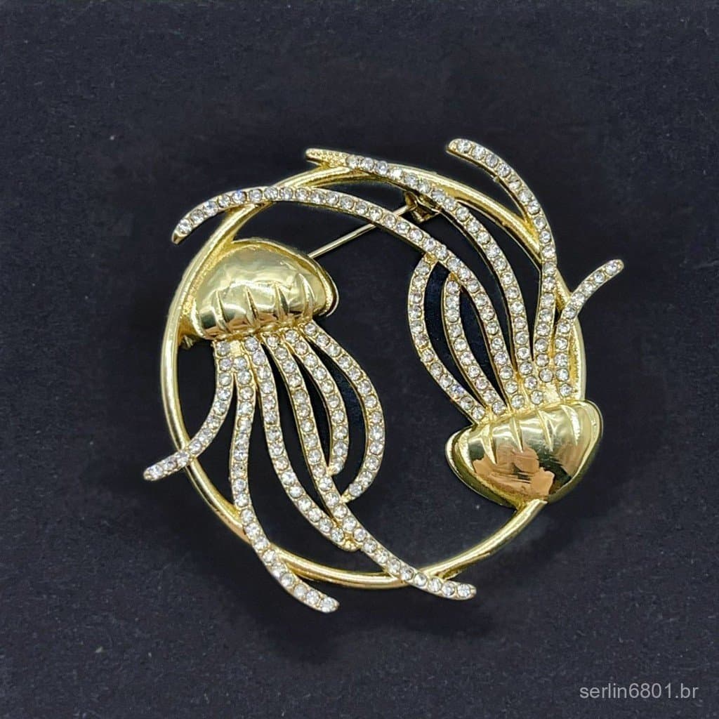 Broche fofo com design atemporal e requintado, acessório anti-exposição, broche para roupas, acessório de nicho em forma