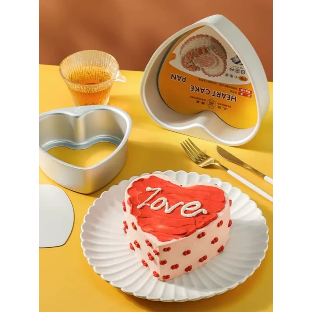 Sanneng 20cm 27cm em forma de coração fundo móvel molde de bolo amor Chiffon ânodo doméstico filme duro molde de bolo de