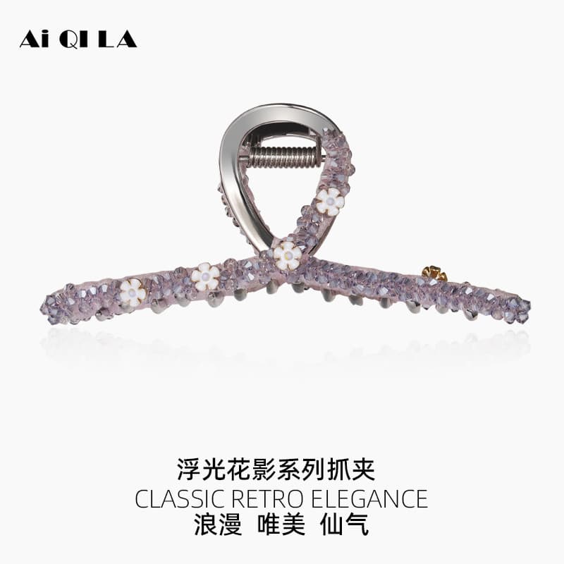 AIQILA AIQILA Sombra de Luz Flutuante Médio Grab Clip Tecido à Mão Artesanato Cristal Feminino High-End Feel 2025 Novo E