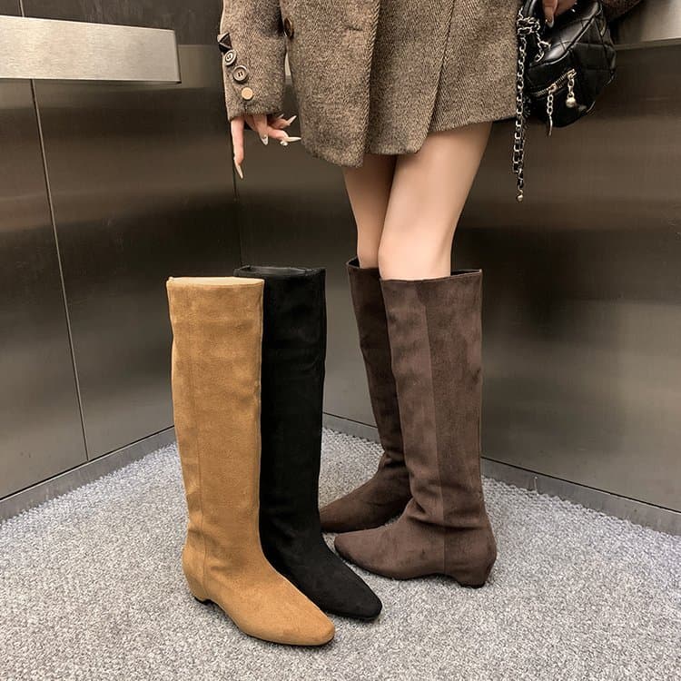 Botas Femininas de Bico Fino em Camurça, Botas Longas Soltas Casuais Retro com Salto Grosso, Botas da Moda, Tamanhos 35-