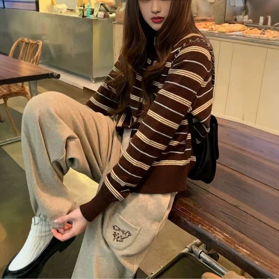 Moda feminina Retro contraste cor listrado malha Cardigan feminino outono inverno 2026 solto Casual mais magro olhar top