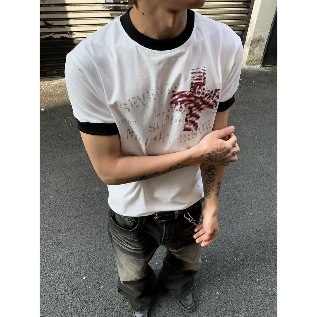Americano Retro carta impressa camiseta de manga curta das mulheres dos homens falso de duas peças contraste cor em torn