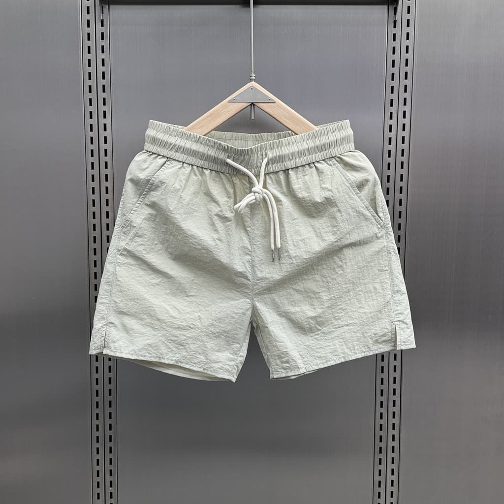 Calções de secagem rápida finos de seda gelo masculino verão Street Wear Casual calças de três pontos cor sólida respirá