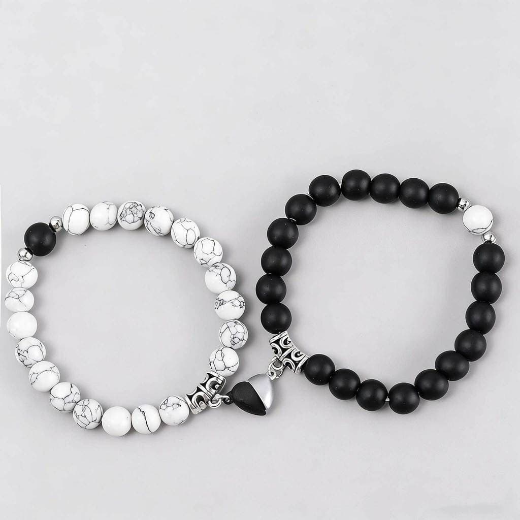 Pulseiras magnéticas em formato de coração, em preto e branco, estilo Instagram, um par de pulseiras de amizade com desi