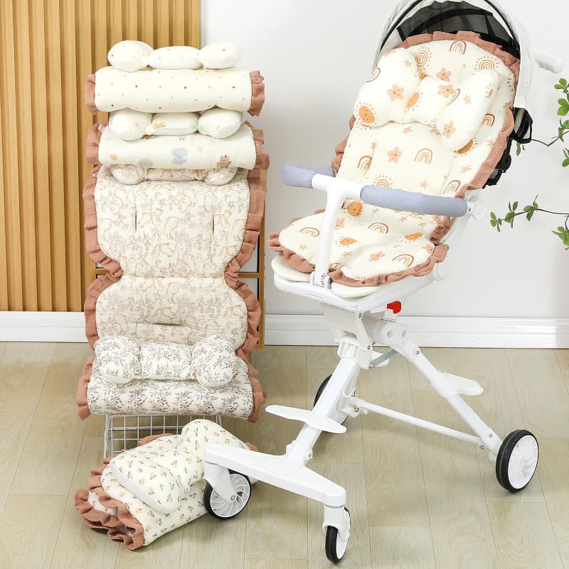 Almofada de carrinho de bebê com travesseiro, acolchoado macio com babados, confortável para passeios externos