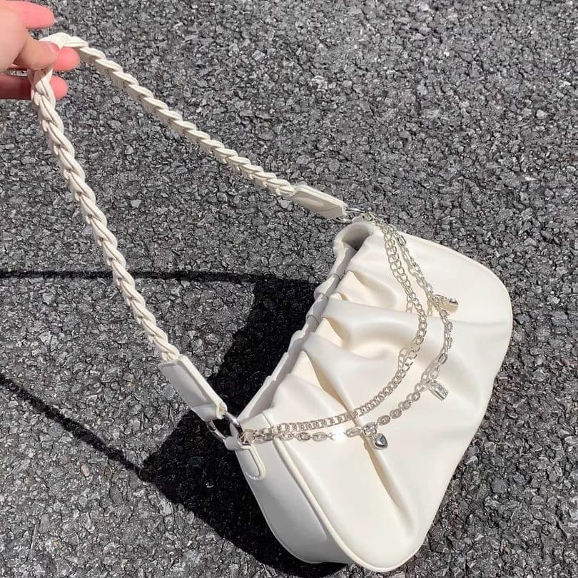 Nuvem axilas saco feminino novo estilo 2026 novo estilo plissado ombro saco do mensageiro High-End torção tecido bolsa
