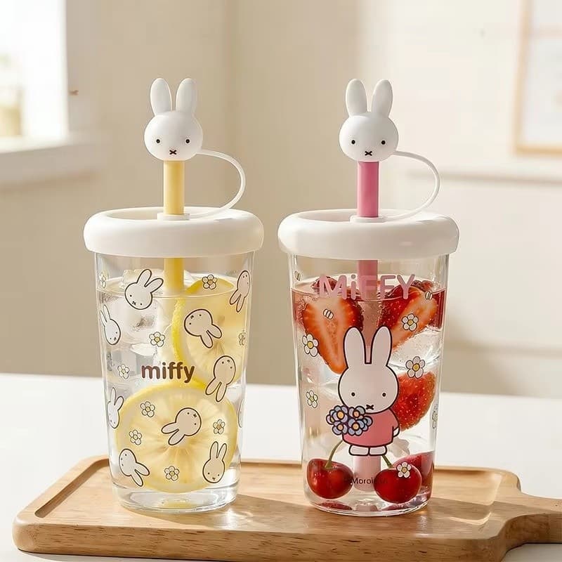 Caneca Fofa De Desenho Animado Garrafa De Água Miffy Copo De Palha Portátil De Grande Capacidade Para Beber Resistente A