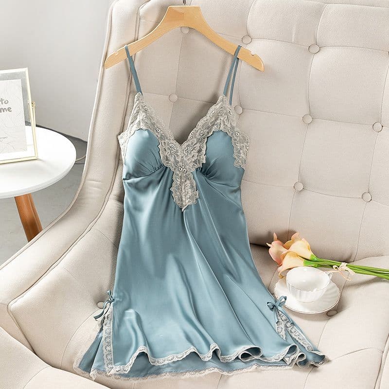 Pijamas femininos de seda gelo fina renda estilingue almofada no peito camisola 2025 Homewear