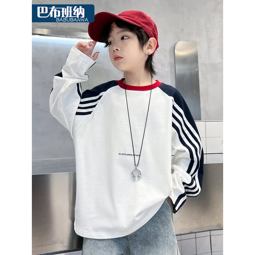 Camiseta para meninos outono 2026 novo estilo roupas infantis bonito solto grande crianças moda topos grandes crianças o