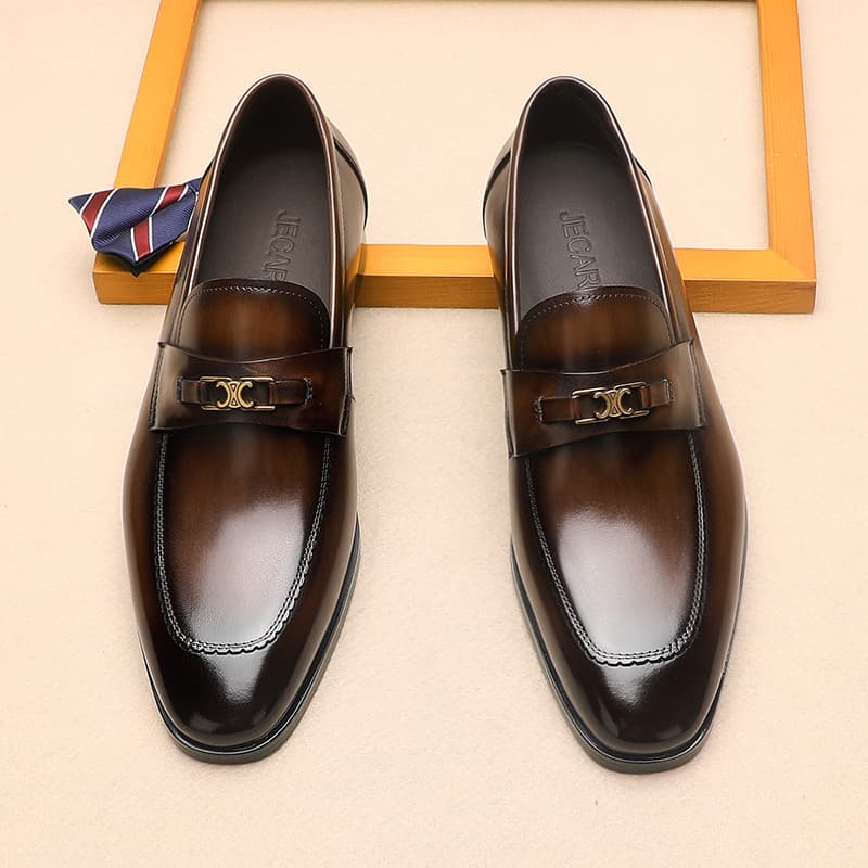 Sapatos masculinos casuais de negócios estilo britânico All-Match couro genuíno deslizamento em mocassins masculinos sap