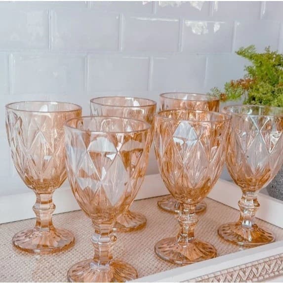 Conjunto 6 Taças Vidro Dourada Elegante Vinho Drinks Bebidas Jantar Servir Recipiente