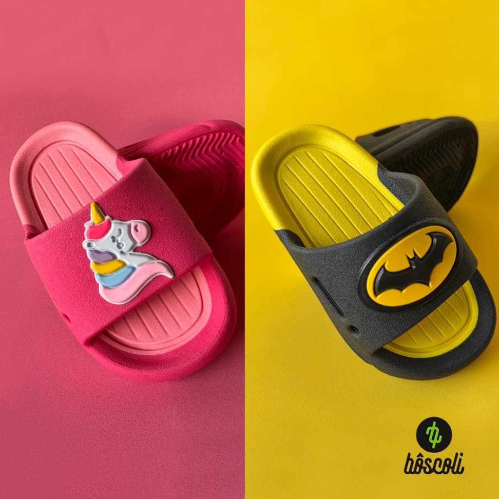 Chinelo Sandália Slide Personagens Menino Menina Kids Infantil Nuvem