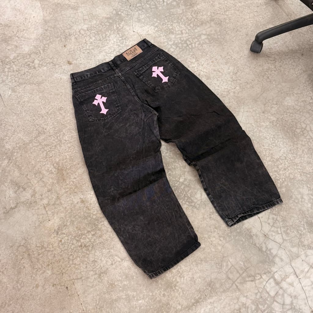 Calça Jeans Masculina Balão Baggy Streetwear Preto Estonado Com Cruz Estilosa ROSA