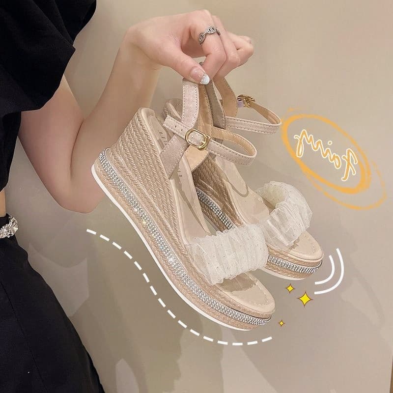 Nicho 2026 feminino verão alça de uma palavra ano novo novo estilo altura aumentada sapatos romanos com saia sandálias d