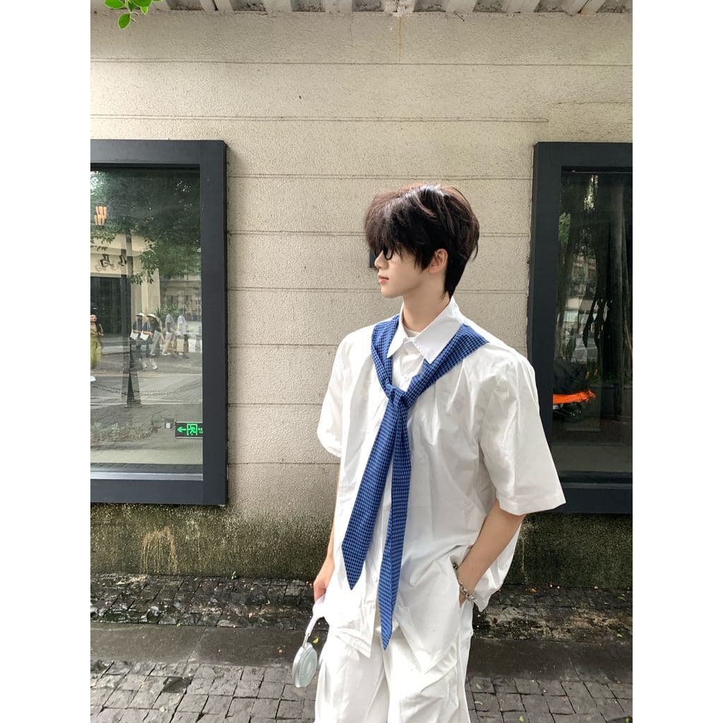 Adolescente branco camisa de manga curta masculina verão estilo Preppy Design nicho camisa High-End rufião bonito jaquet