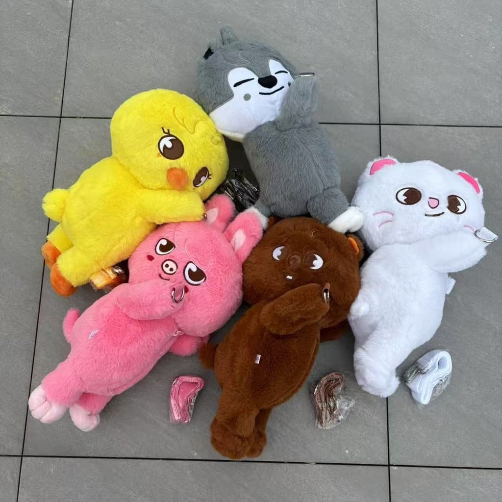 STRAY KIDS Lee Long Fu Fang Chan Huang Hyun Chen SKZOO Mochila pequena de pelúcia Bolsa mensageiro para bebê 2026.4.26