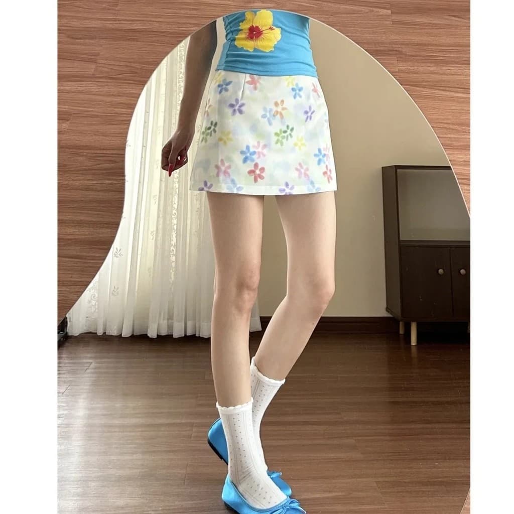 Saia de cintura alta Floral 2026 verão novo estilo saia curta feminina estilo fino novo estilo pequeno