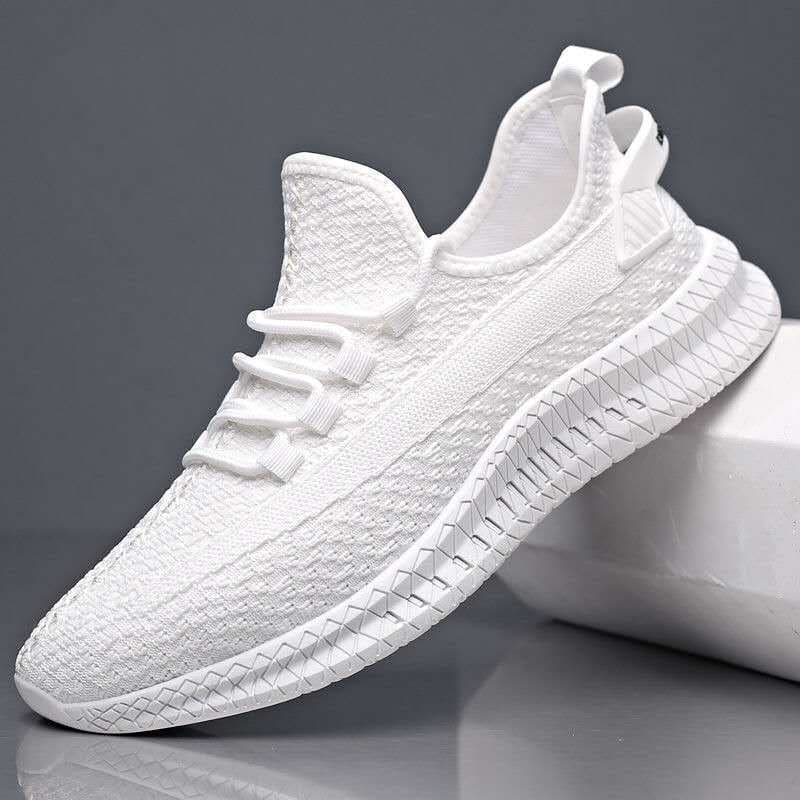Sapatos casuais, tênis brancos, tênis estilo "dad shoes", tênis CCPU