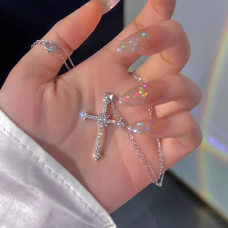 Estrela cruz colar feminino na moda legal quente menina luz nicho de luxo High-End estilo legal textura única All-Match