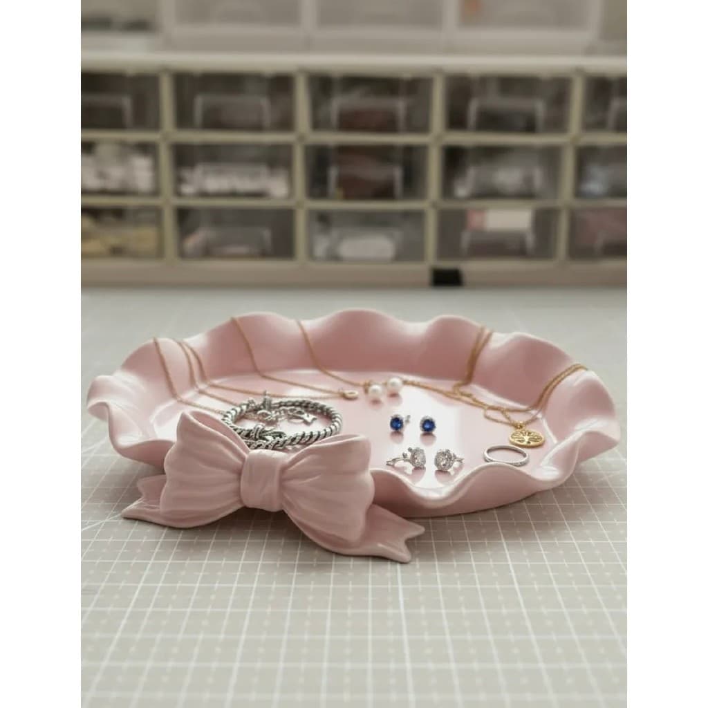 Bandeja Decorativa em PLA com Laço e Bordas Onduladas | Coquette